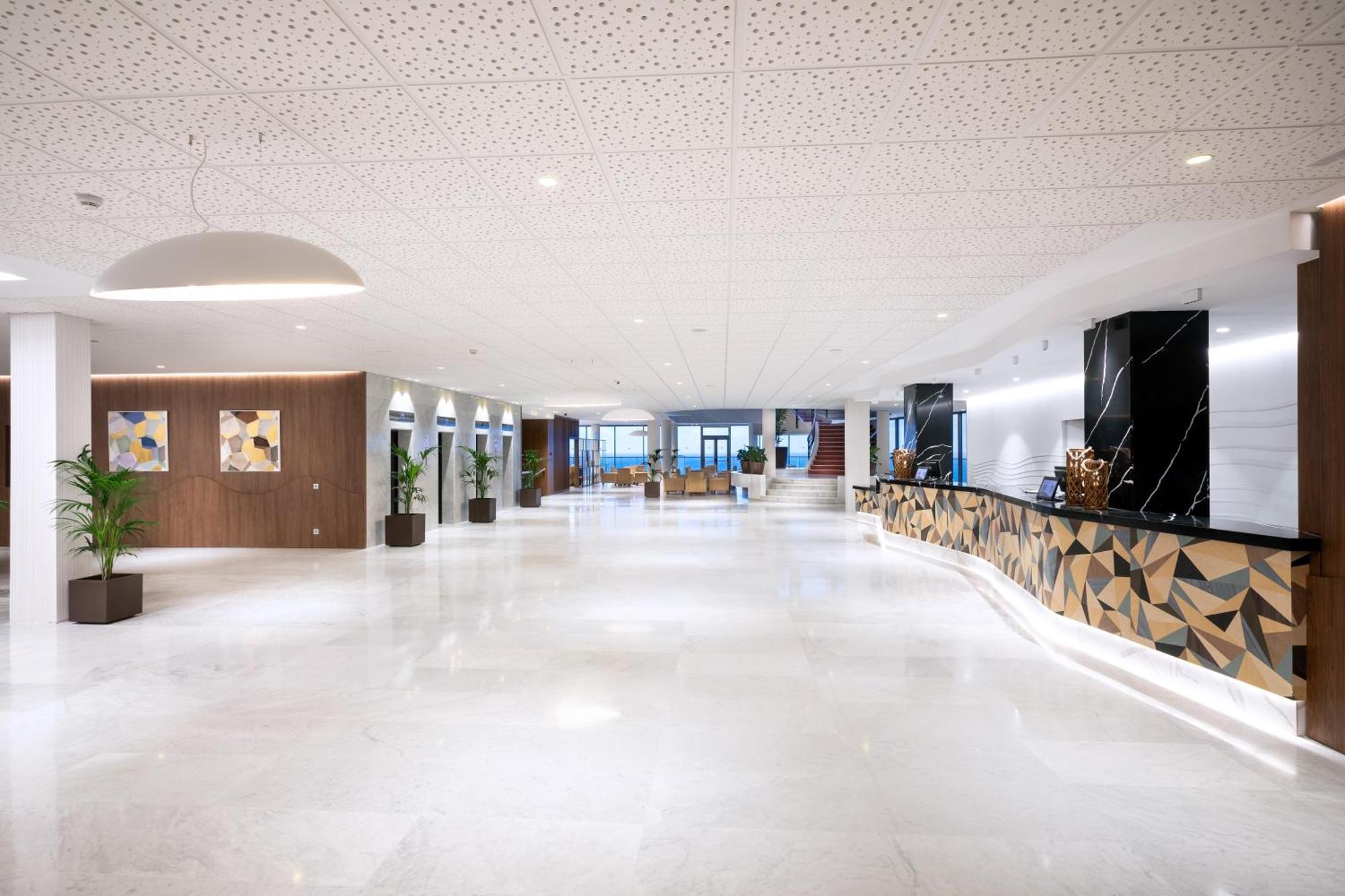 Hotel Best Semiramis Puerto de la Cruz  Luaran gambar The lobby of the hotel